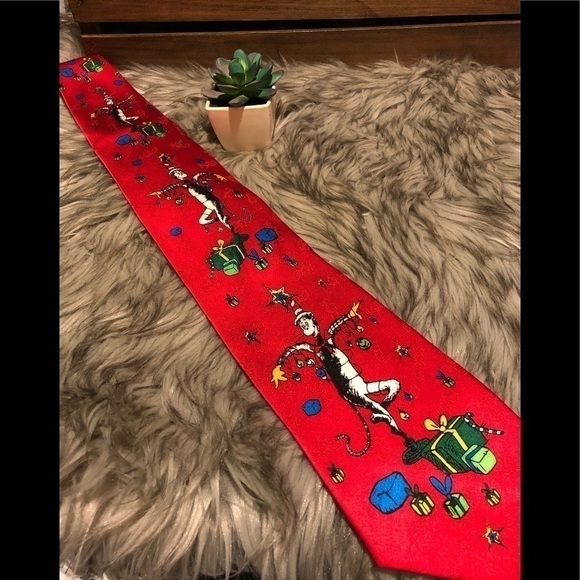 VINTAGE 1996 Dr. Seuss Tie - Picture 3 of 6